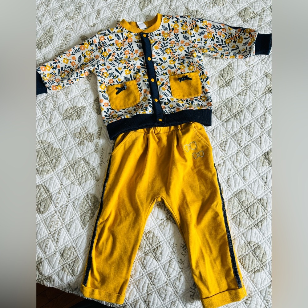 Girls 24-36 months 2T 3T ITALY Yellow Floral Outfit Sweatsuit Cotton